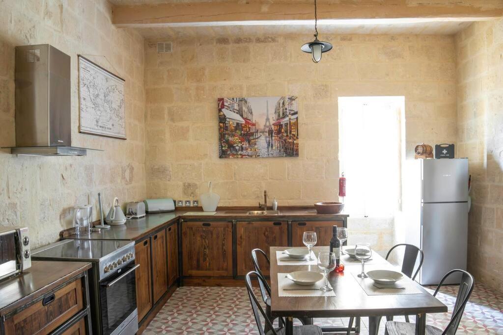 Chic, Stylish & Spacious Flat In Central ואלטה מראה חיצוני תמונה